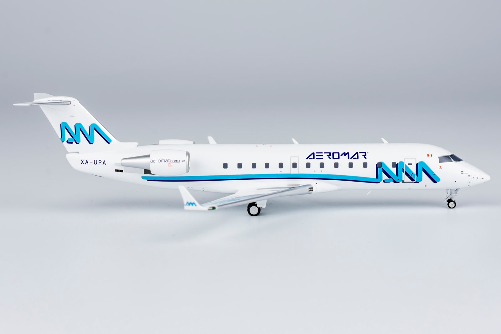 Aeromar / CRJ-200ER / XA-UPA / 52058 / 1:200