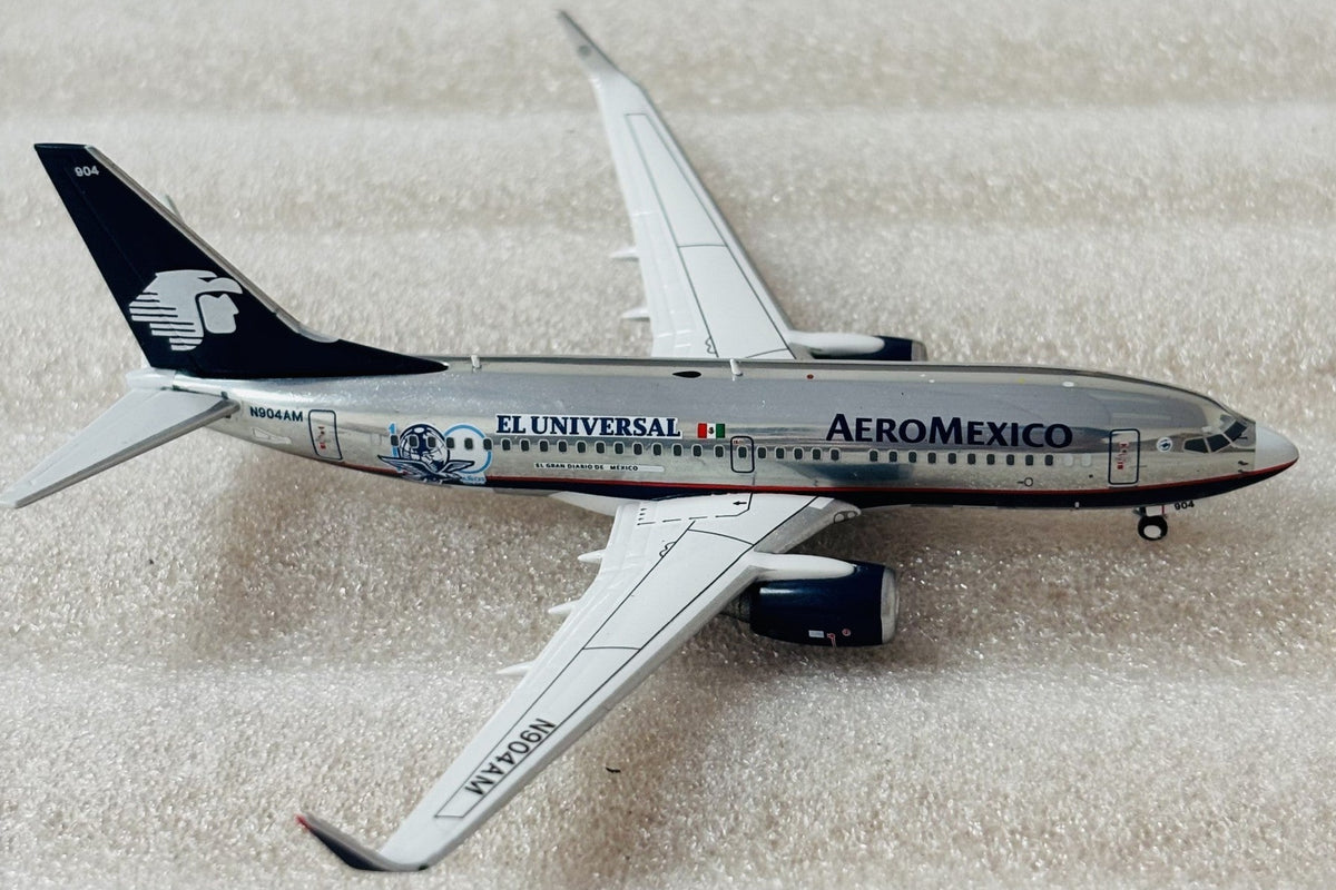Aeromexico / Boeing 737-700 / N904AM / 62522 / 1:400