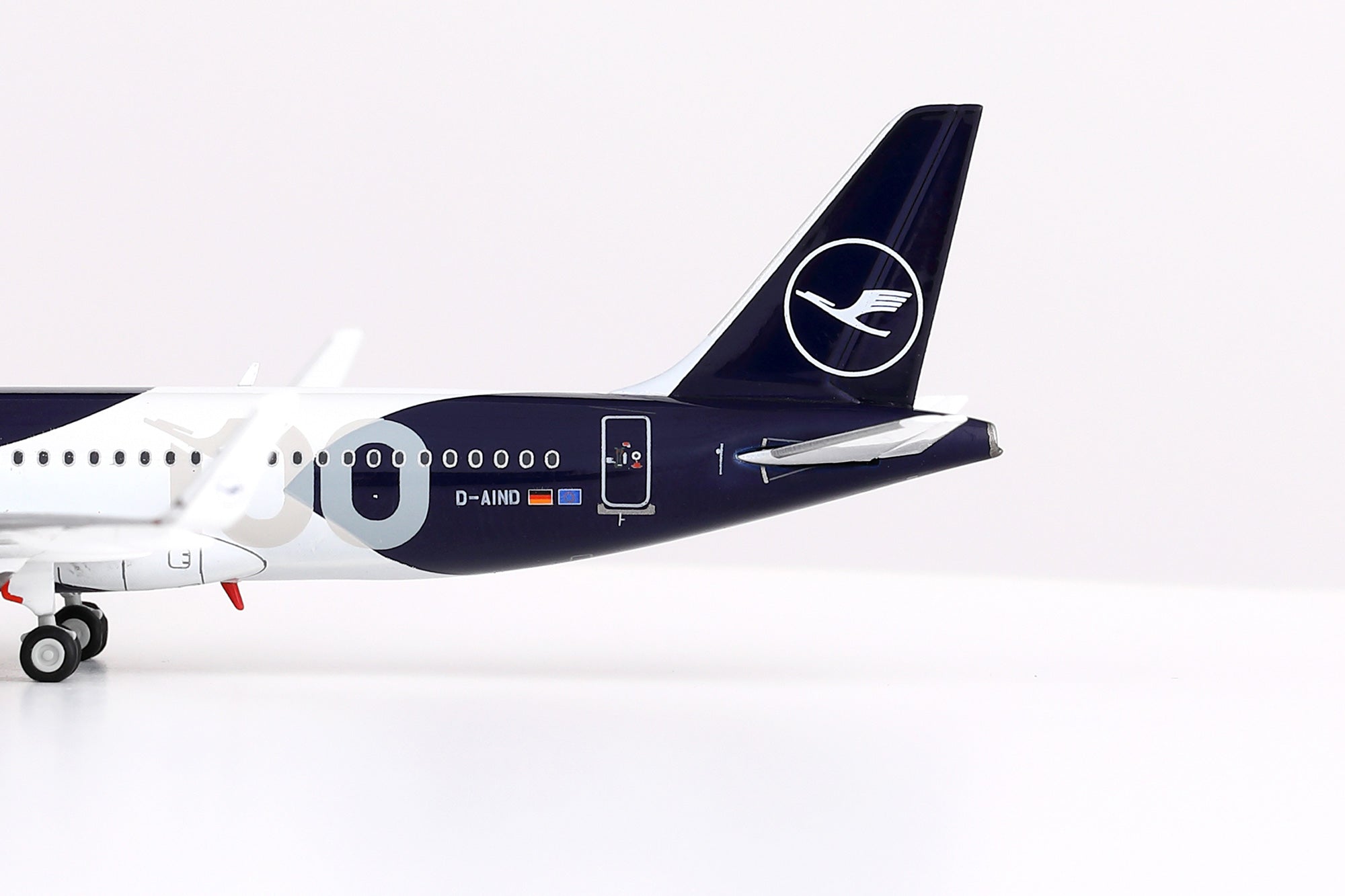 Lufthansa / Airbus A320 Neo / D-AIND / A420702 / 1:400