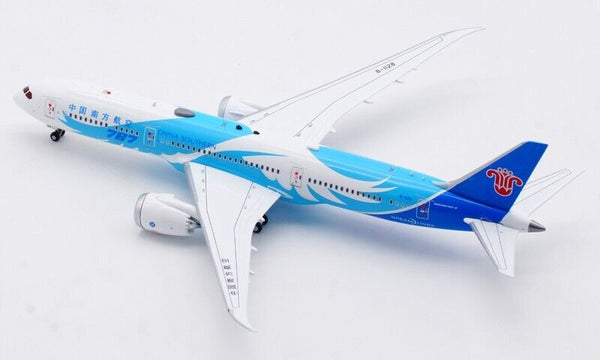 China Southern Airlines / Boeing 787-9 Dreamliner / B-1128 / AV4170 / 1:400