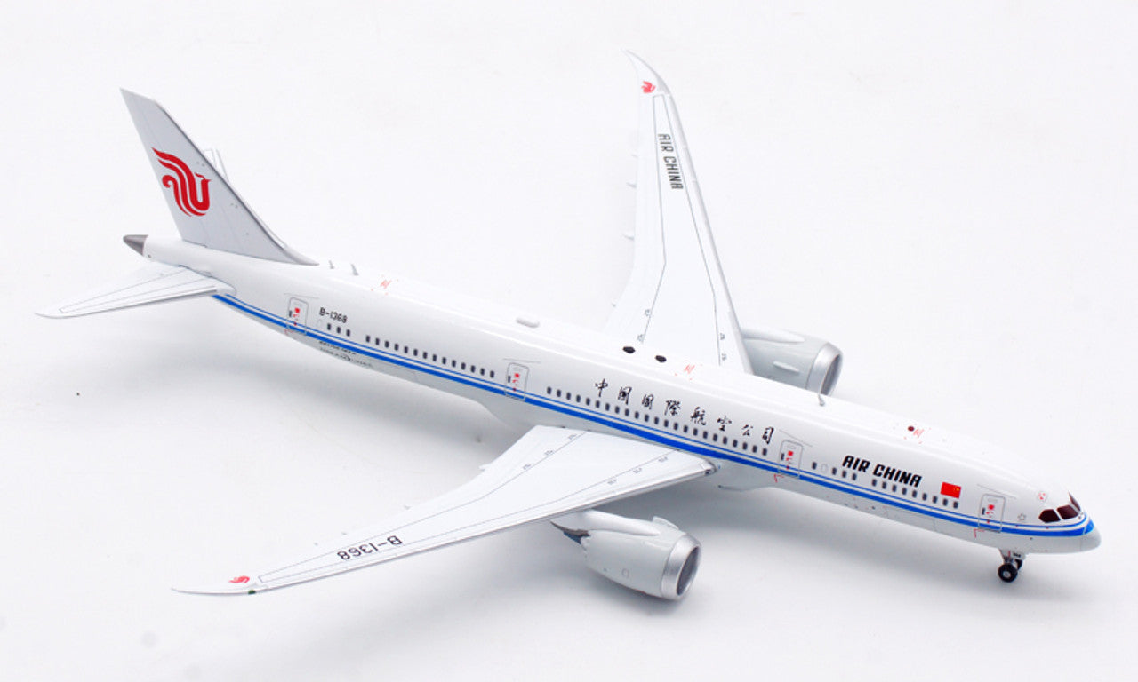 Air China / Boeing 787-9 Dreamliner rolling detachable / B-1368 / AV4171 / 1:400 elaviadormodels