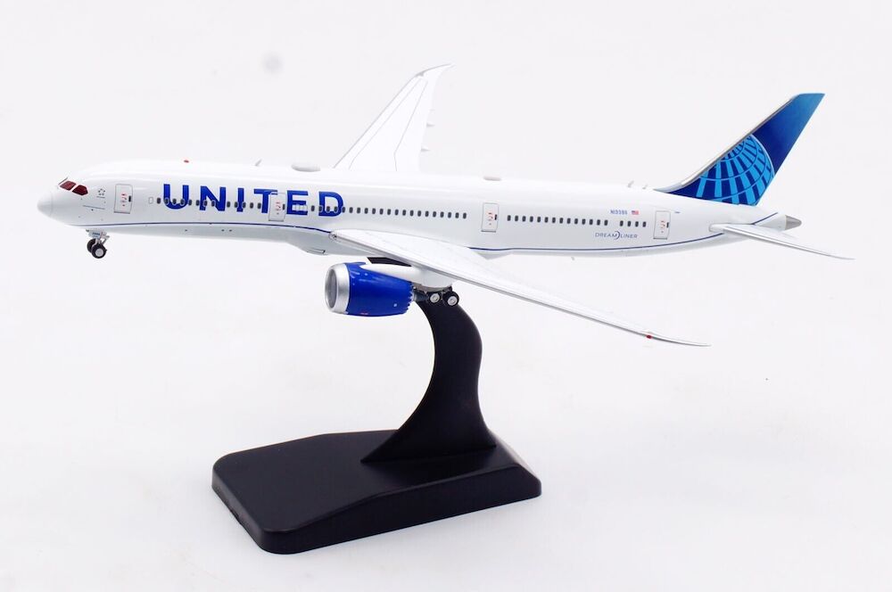 United Airlines / Boeing B787-9 Dreamliner / N19986 / AV4192 / 1:400 elaviadormodels