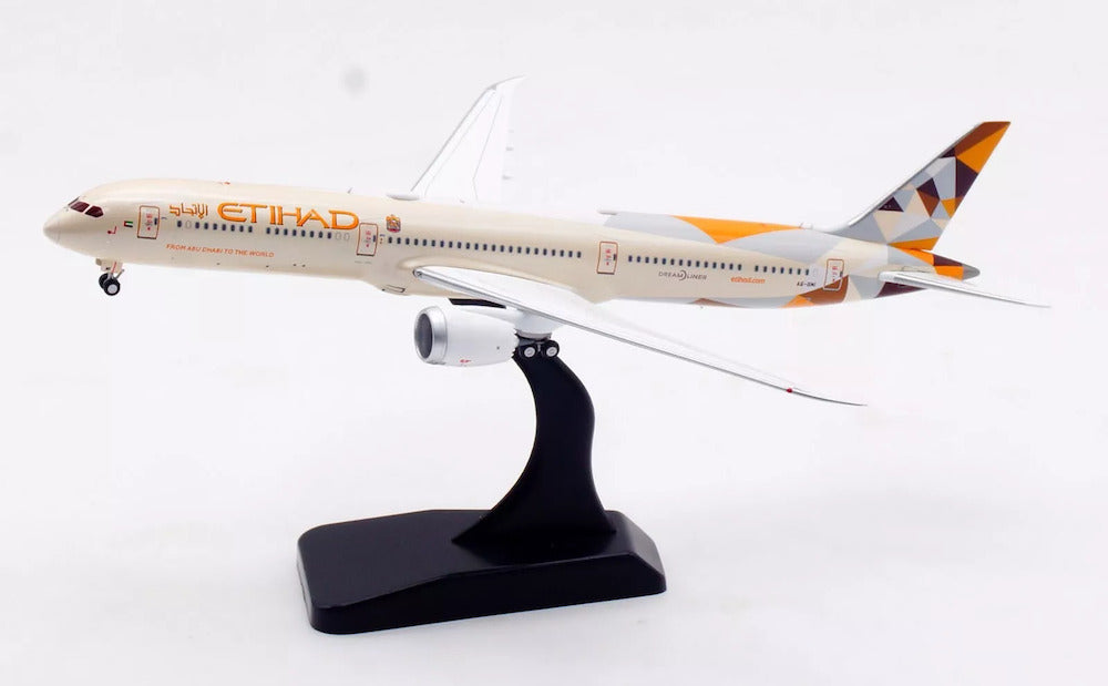 Etihad Airways / Boeing 787-10 Dreamliner / A6-BMI  / AV4231 / elaviadormodels