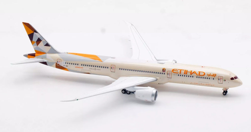 Etihad Airways / Boeing 787-10 Dreamliner / A6-BMI  / AV4231 / elaviadormodels
