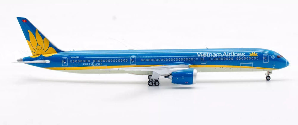 Vietnam Airlines / Boeing 787-10 Dreamliner / VN-A872  / AV4233 / elaviadormodels