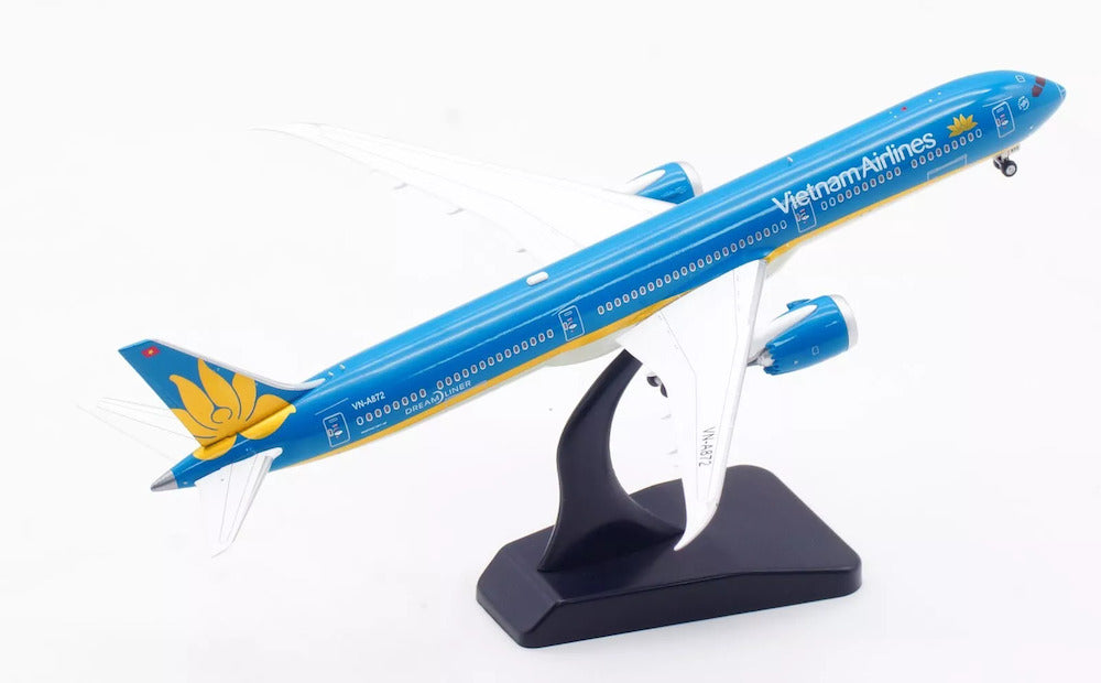 Vietnam Airlines / Boeing 787-10 Dreamliner / VN-A872  / AV4233 / elaviadormodels