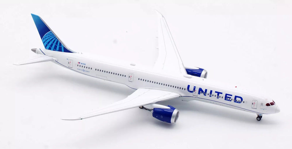 United Airlines / Boeing 787-10 Dreamliner / N17015 / AV4235 / elaviadormodels