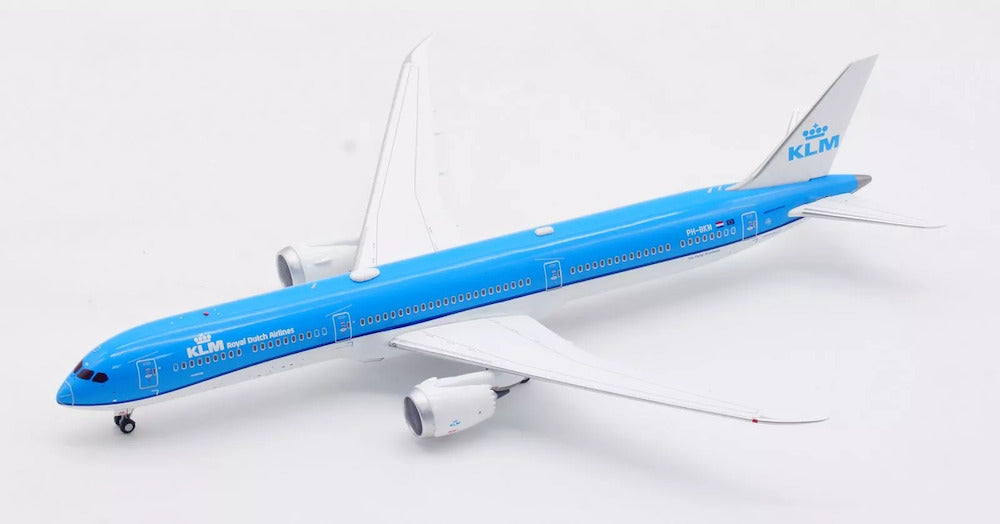 KLM Royal Dutch Airlines / Boeing 787-10 Dreamliner / PH-BKM  / AV4246 / elaviadormodels