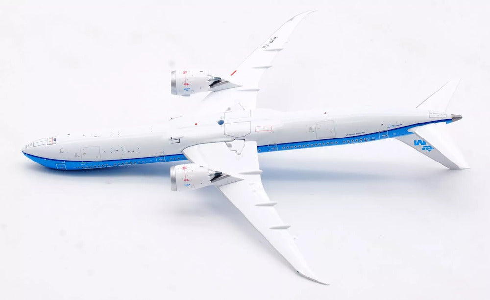 KLM Royal Dutch Airlines / Boeing 787-10 Dreamliner / PH-BKM  / AV4246 / elaviadormodels