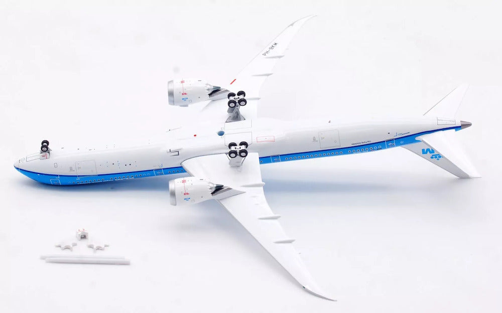 KLM Royal Dutch Airlines / Boeing 787-10 Dreamliner / PH-BKM  / AV4246 / elaviadormodels