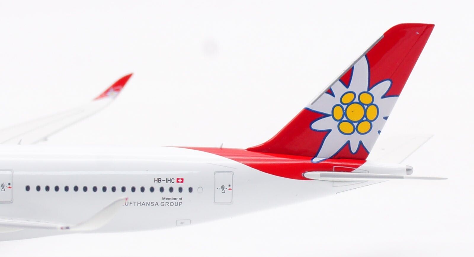 Edelweiss Air / Airbus A350-941 / HB-IBC / AV4278 / elaviadormodels