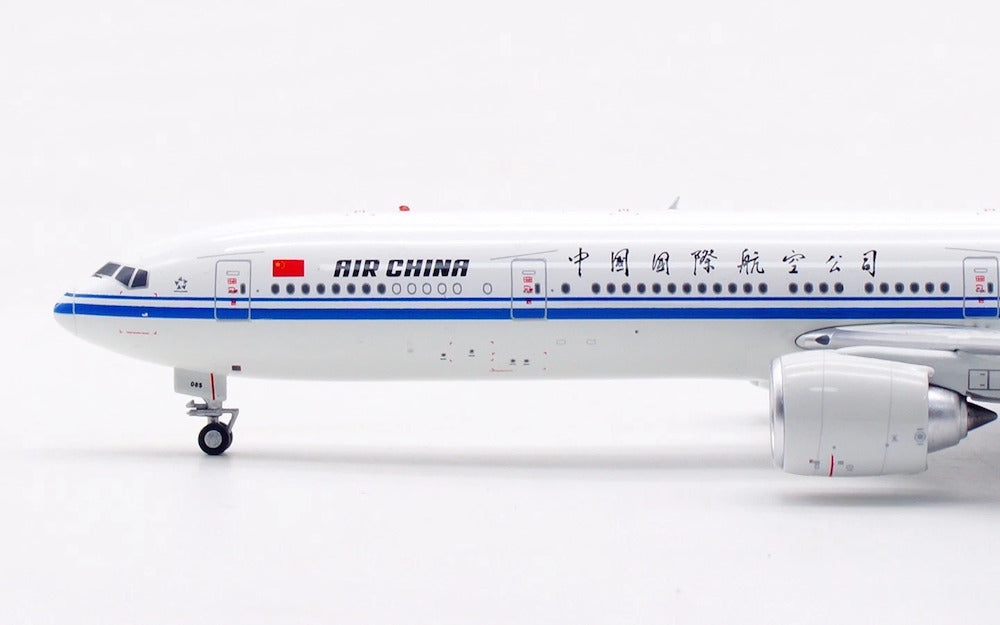 Air China / Boeing 777-300ER / B-2085 / AV4295 / 1:400 elaviadormodels