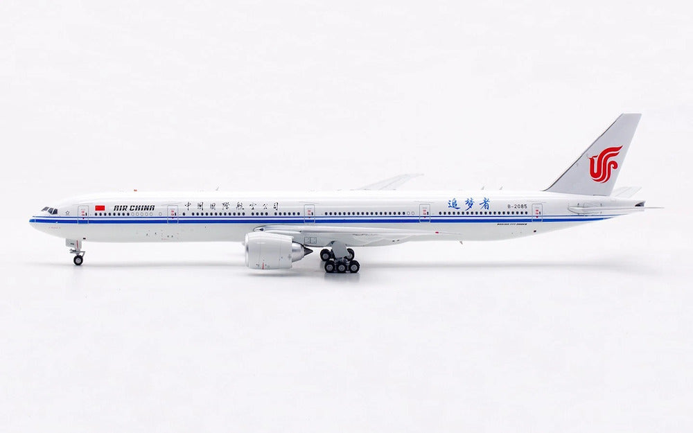 Air China / Boeing 777-300ER / B-2085 / AV4295 / 1:400 elaviadormodels