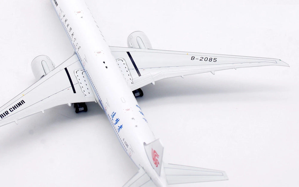 Air China / Boeing 777-300ER / B-2085 / AV4295 / 1:400 elaviadormodels