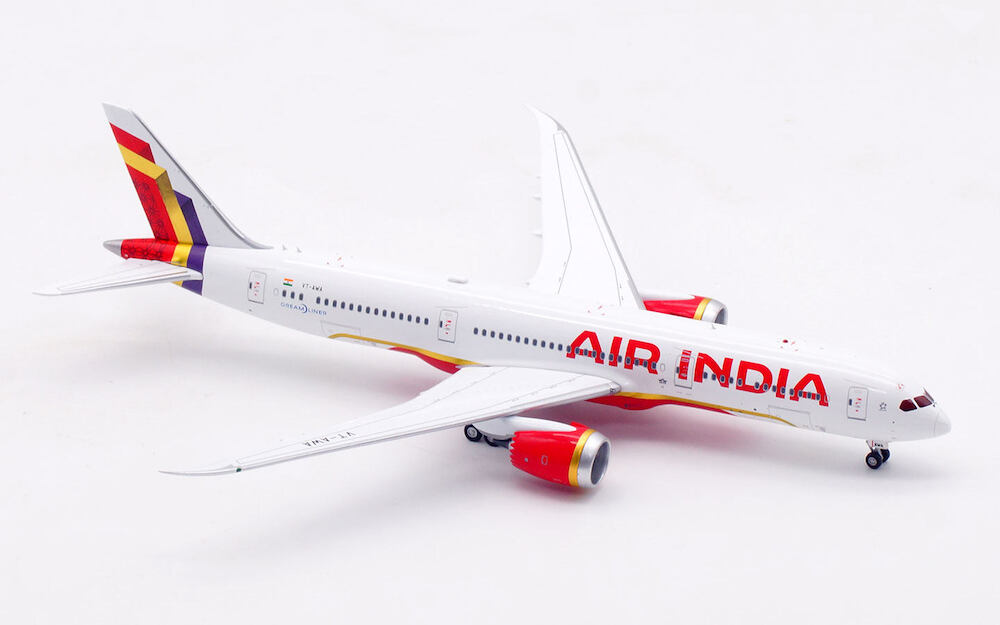 Air India / Boeing 787-9 Dreamliner / VT-AWA / AV4374 / 1:400