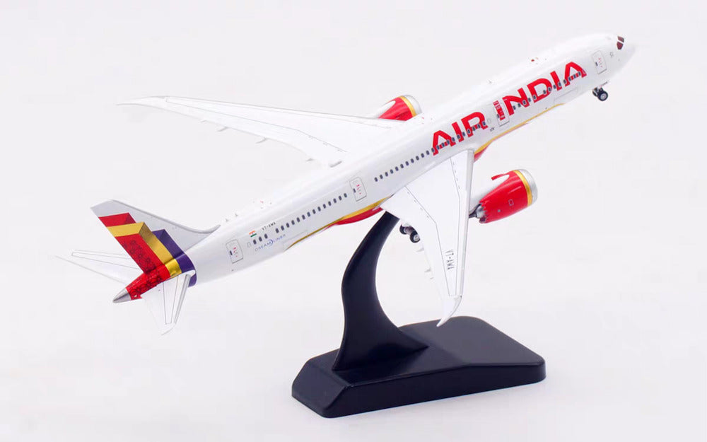 Air India / Boeing 787-9 Dreamliner / VT-AWA / AV4374 / 1:400