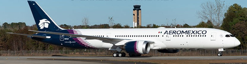 Aeromexico / Boeing 787-9 Dreamliner / N815AM / AV4419 / 1:400 elaviadormodels