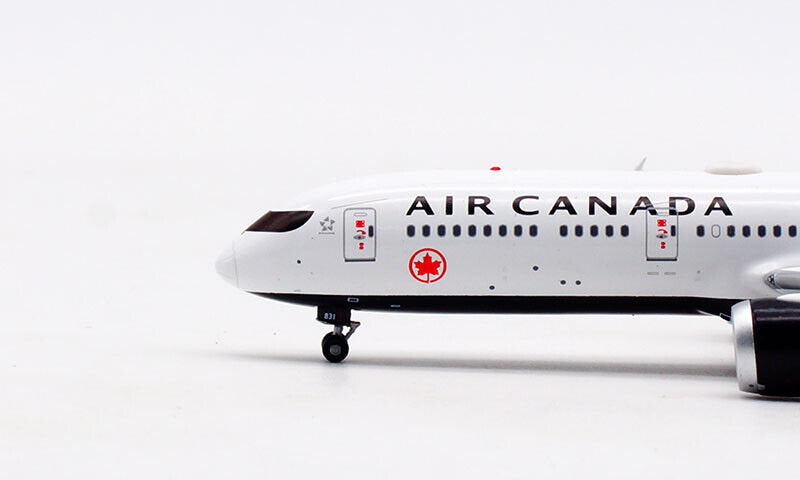Air Canada / Boeing B787-9 Dreamliner / C-FNOE / AV4131 / 1:400 elaviadormodels