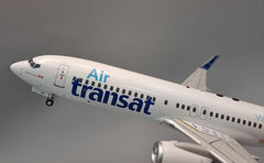 Air Transat / B737-800 / C-CTQC / JF-737-8-038 / 1:200 elaviadormodels