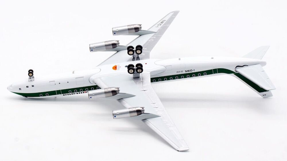 Alitalia / Douglas DC-8-63  / I-DIWN  / IF862AZ0620 / 1:200 elaviadormodels