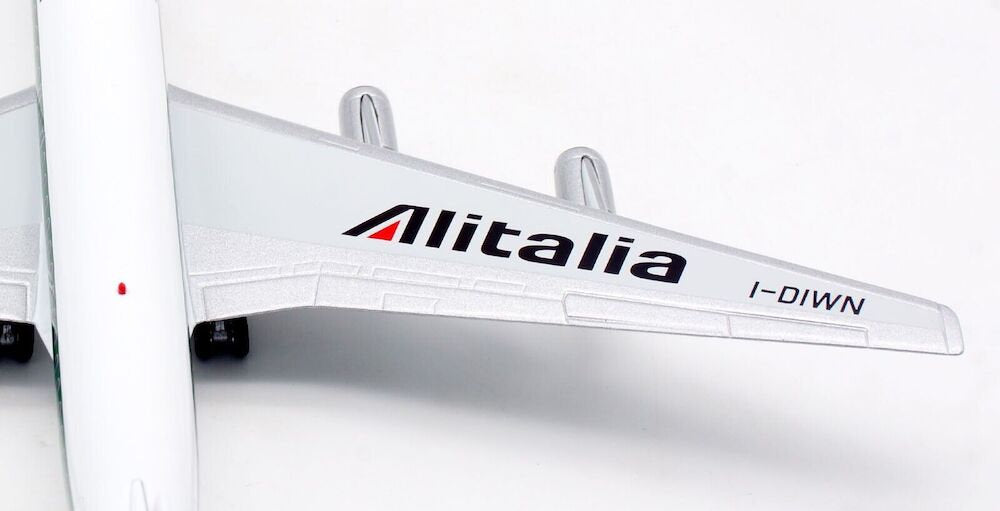 Alitalia / Douglas DC-8-63  / I-DIWN  / IF862AZ0620 / 1:200 elaviadormodels