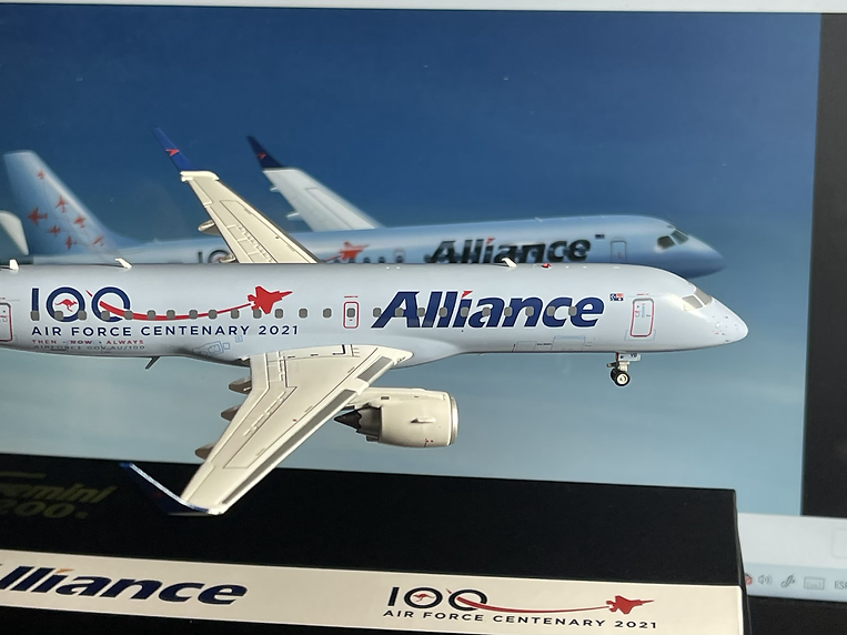 Alliance Airlines Embraer ERJ-190 / VH-UYB / G2UTY995 / 1:200 elaviadormodels