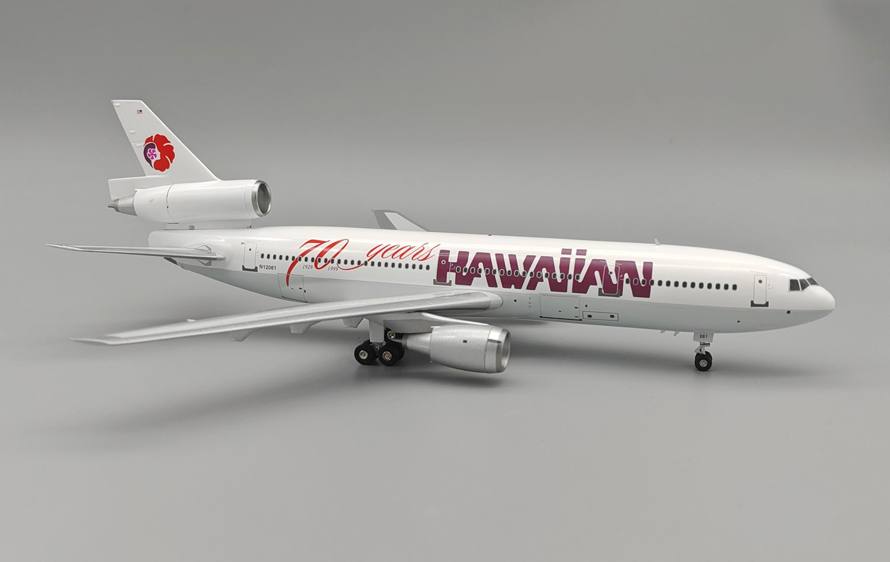 Hawaiian / McDonnell Douglas DC-10-30 / N12061 / B-103-061 / 1:200 elaviadormodels