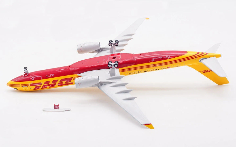 DHL / Airbus A330-300P2F / D-AJFK / B-333-JFK / elaviadormodels