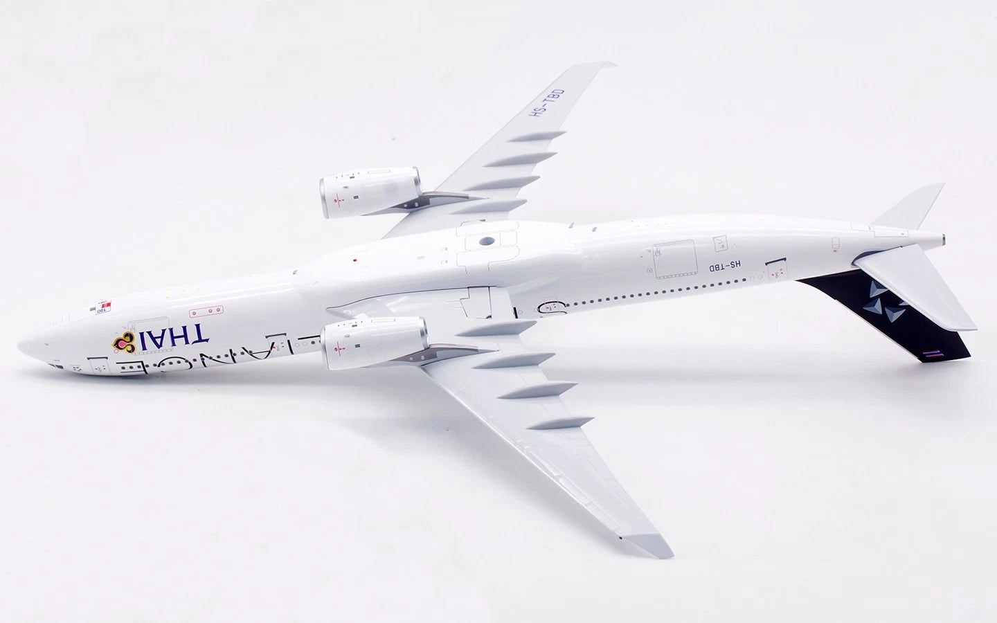 Thai Airways (Star Alliance livery) / Airbus A330-300 / HS-TBD / B-333-TG-TBD / 1:200