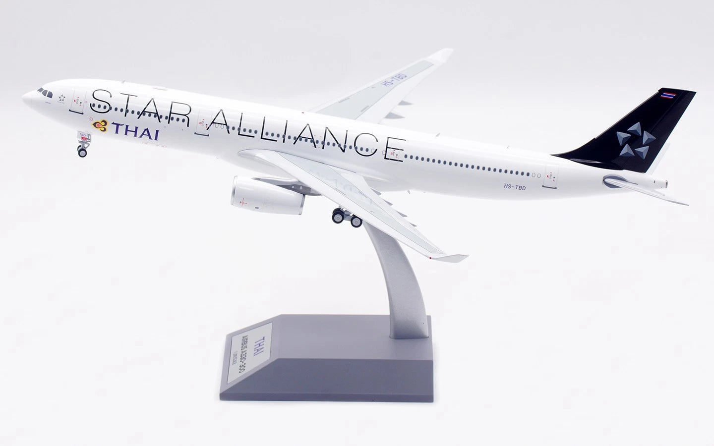 Thai Airways (Star Alliance livery) / Airbus A330-300 / HS-TBD / B-333-TG-TBD / 1:200