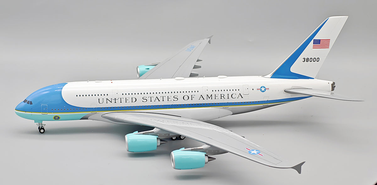 USAF - United States of America / Airbus A380 / 38000 / B-380-USAF / 1:200 elaviadormodels
