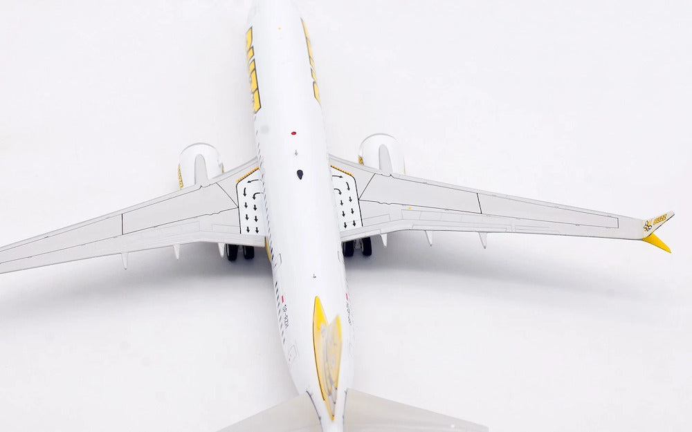 Buzz / Boeing 737-8 MAX 200 / SP-RZH / B-738M-RR-RZH / elaviadormodels