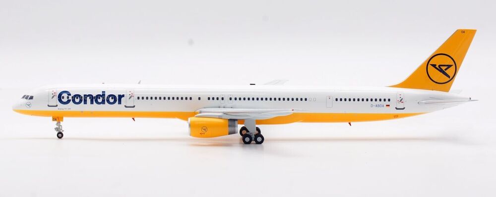 Condor / B757-300 / D-ABOA / B-753-BOA / 1:200 elaviadormodels