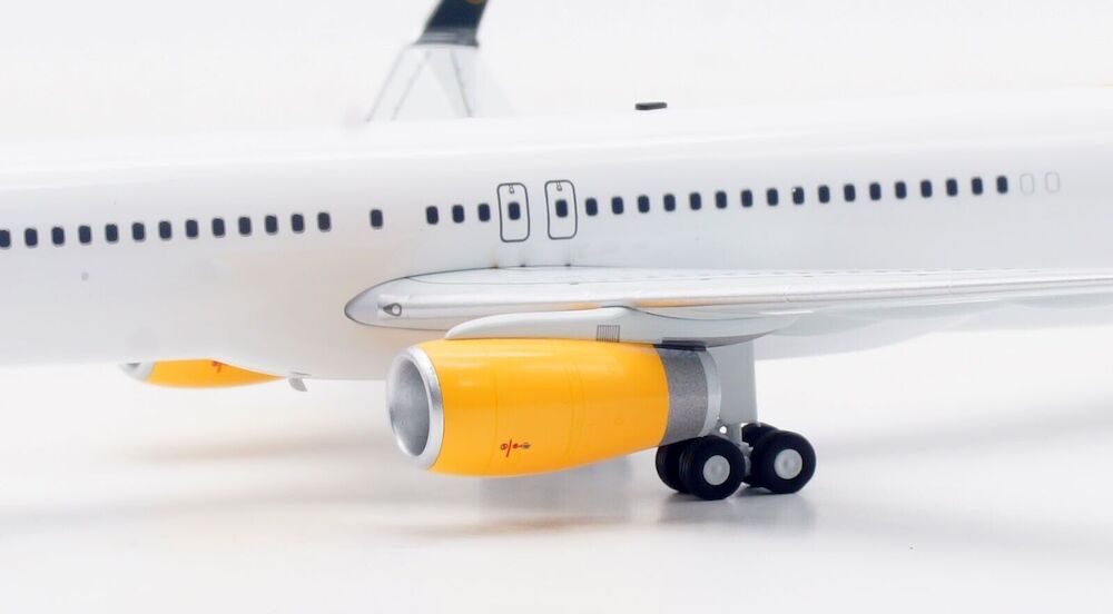 Condor / B757-300 / D-ABOL / B-753-BOL / elaviadormodels