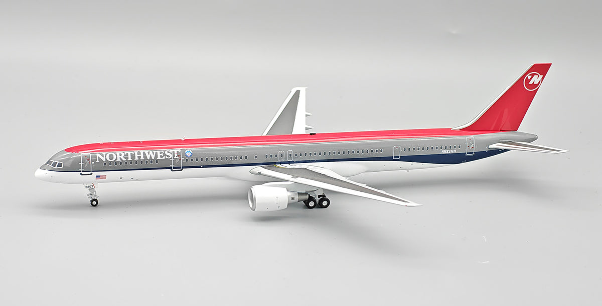 Northwest Airlines / Boeing B757-300 / N583NW / B-753-NW-583 / 1:200 elaviadormodels