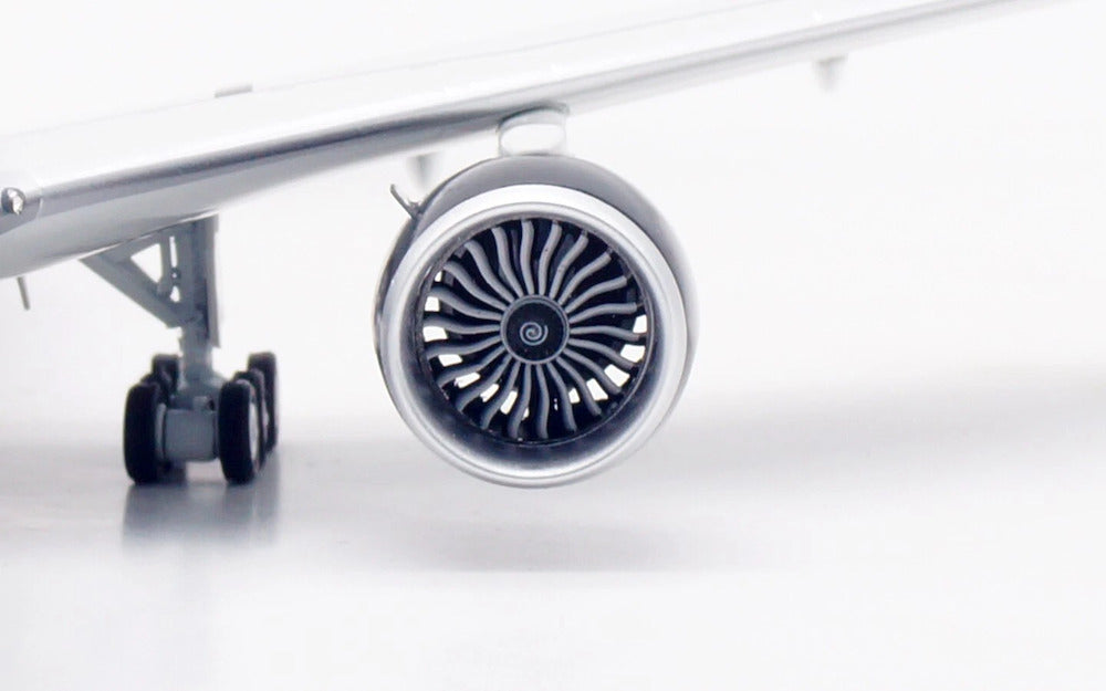 Air Canada / Boeing 777-300 / C-FIUR / B-773-AC-IUR / 1:200 elaviadormodels