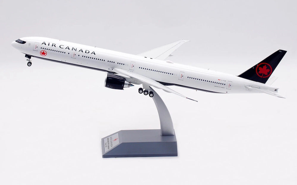 Air Canada / Boeing 777-300 / C-FIUR / B-773-AC-IUR / 1:200 elaviadormodels