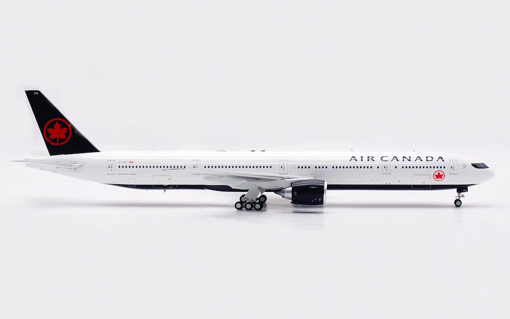 Air Canada / Boeing 777-300 / C-FIUR / B-773-AC-IUR / 1:200 elaviadormodels