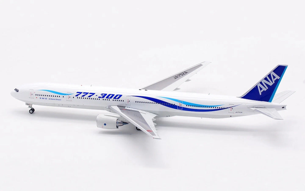 All Nippon Airways - ANA / Boeing 777-300 / JA752A  / B-773-ANA-52A / 1:200 elaviadormodels