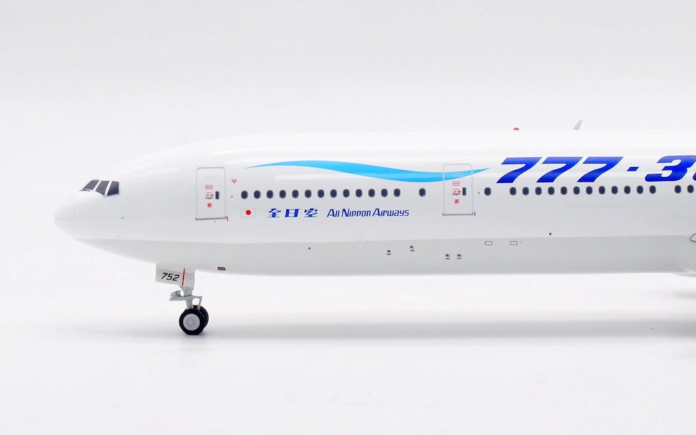 All Nippon Airways - ANA / Boeing 777-300 / JA752A  / B-773-ANA-52A / 1:200 elaviadormodels
