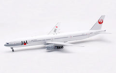 Japan Airlines - JAL  / Boeing 777-300 / JA8945 / B-773-JAL-945 / elaviadormodels