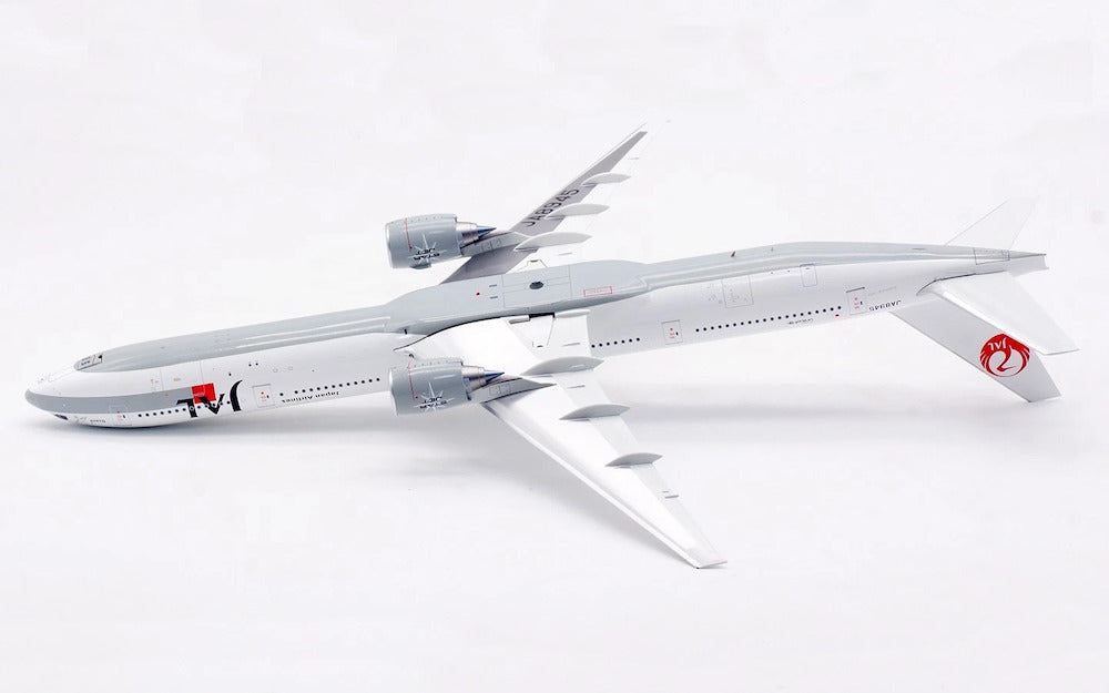 Japan Airlines - JAL  / Boeing 777-300 / JA8945 / B-773-JAL-945 / elaviadormodels