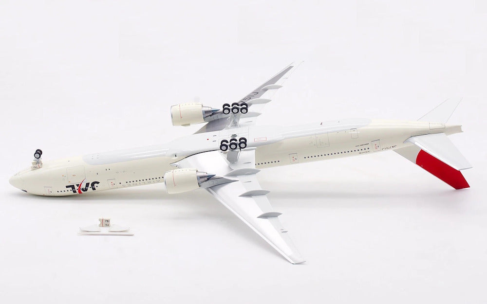 Japan Airlines - JAL  / Boeing 777-300 / JA751J / B-773-JL-51J / elaviadormodels