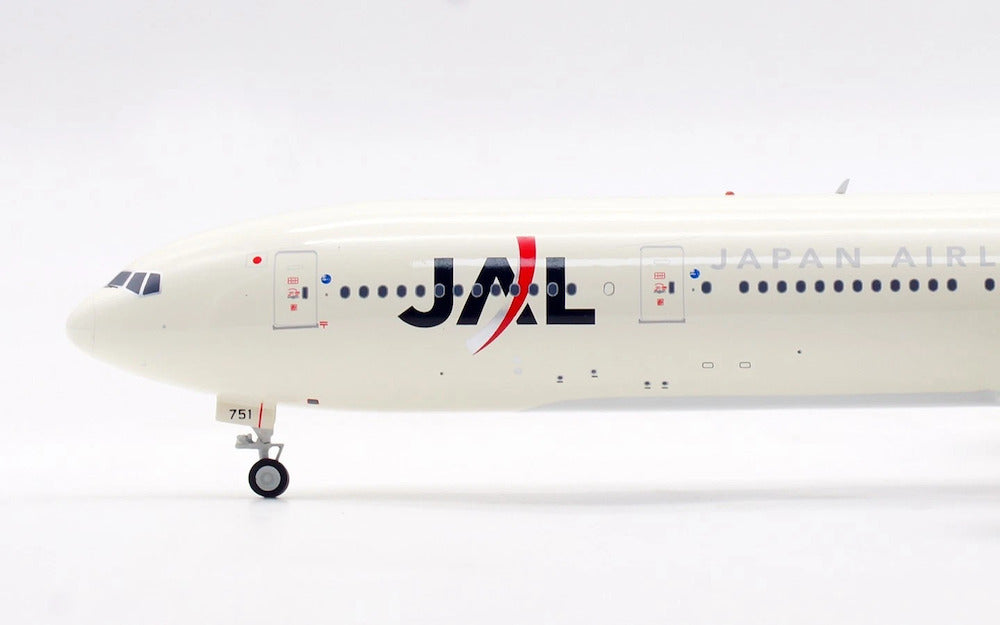 Japan Airlines - JAL  / Boeing 777-300 / JA751J / B-773-JL-51J / elaviadormodels