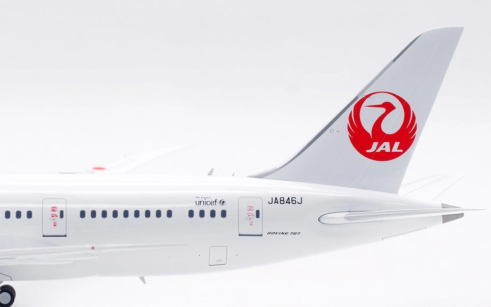 Japan Air Lines - JAL / Boeing 787-8 Dreamliner / JA846J / B-788-846 / 1:200 elaviadormodels