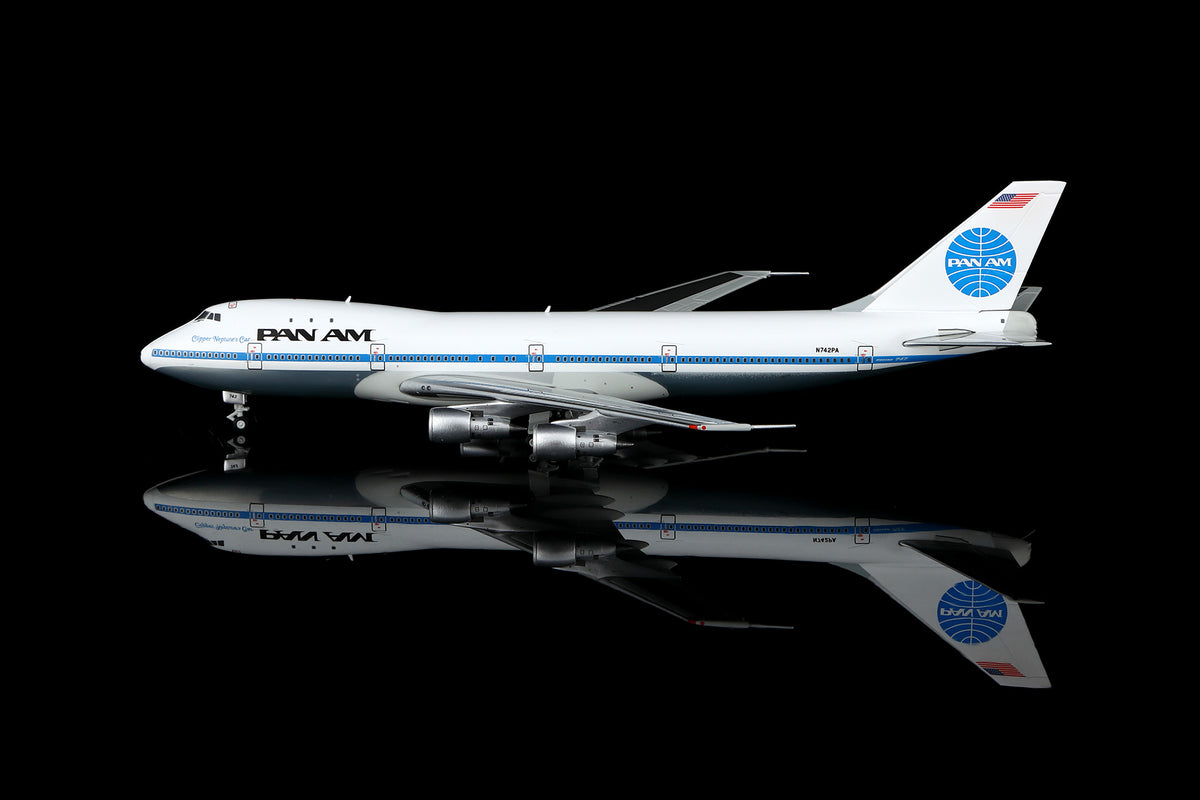 Pan Am / Boeing 747-100 / N742PA / B551411P / 1:400