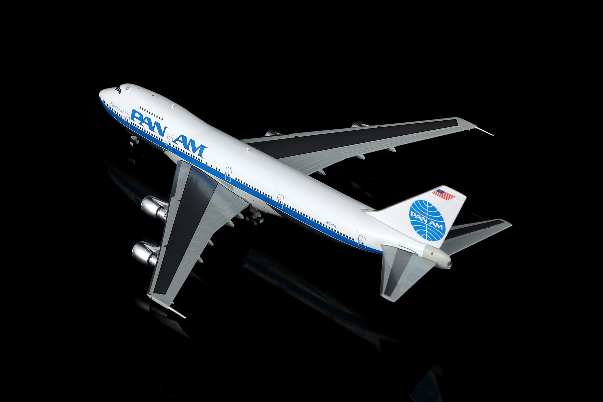 Pan Am / Boeing 747-200 / N724PA / B598202P / 1:400