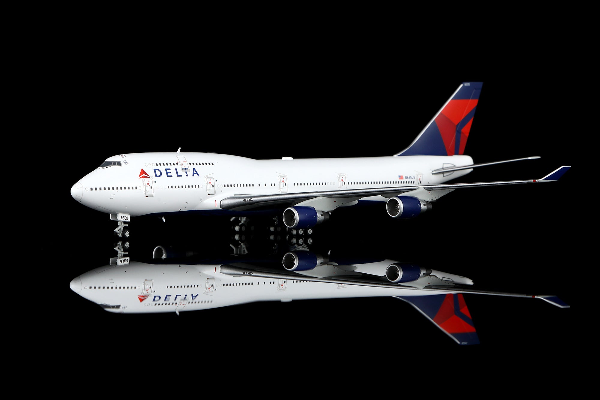Delta Air Lines / Boeing 747-400 / N665US / B616601 / 1:400