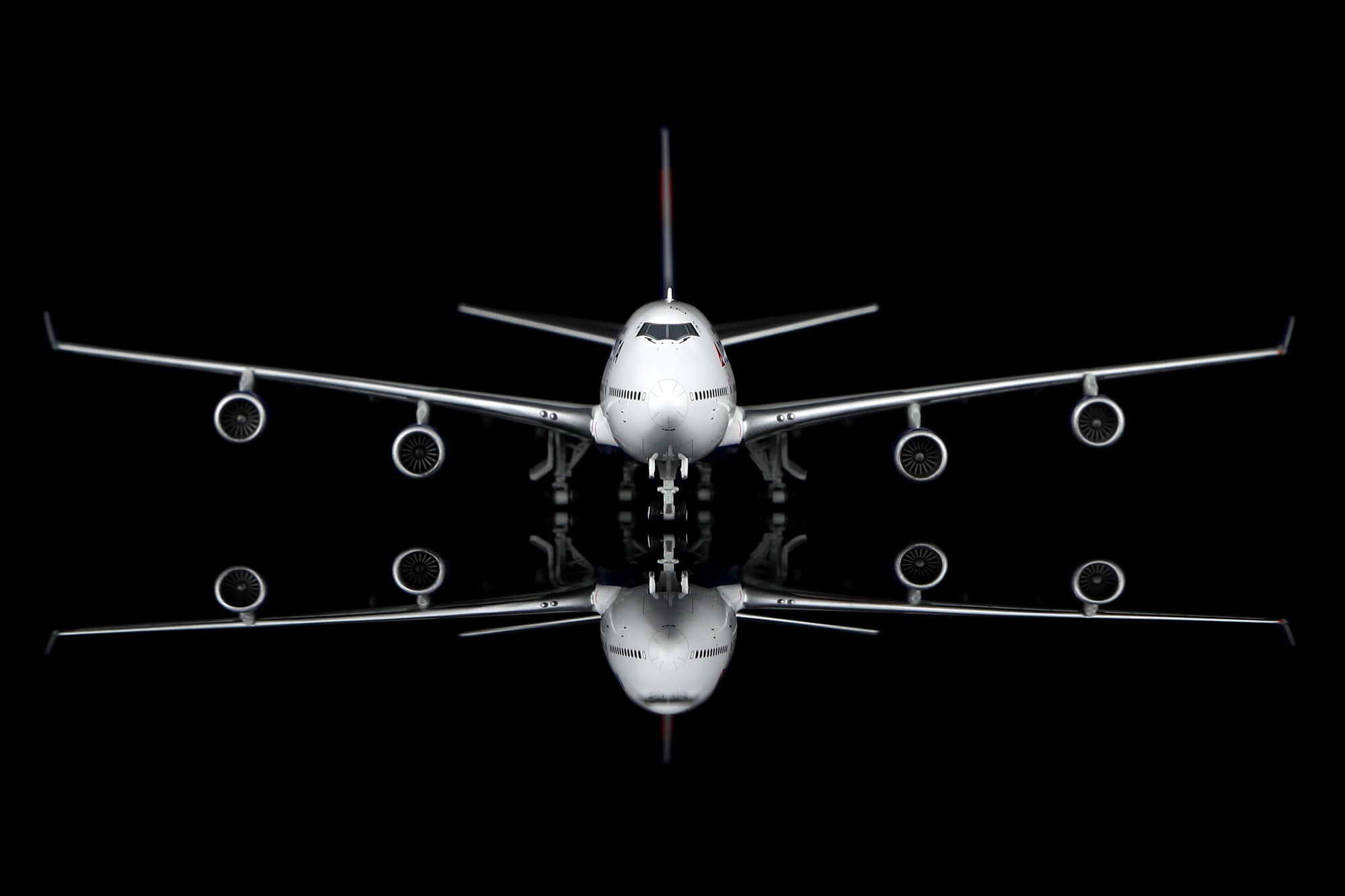 Delta Air Lines / Boeing 747-400 / N665US / B616601 / 1:400