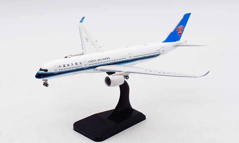 China Southern Airlines / Airbus A350-941 / B-30F9 / AV4127 / 1:400